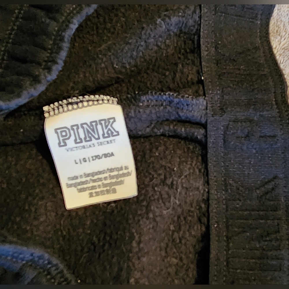 PINK Victoria's Secret Black Lounge Shorts - Picture 3 of 3